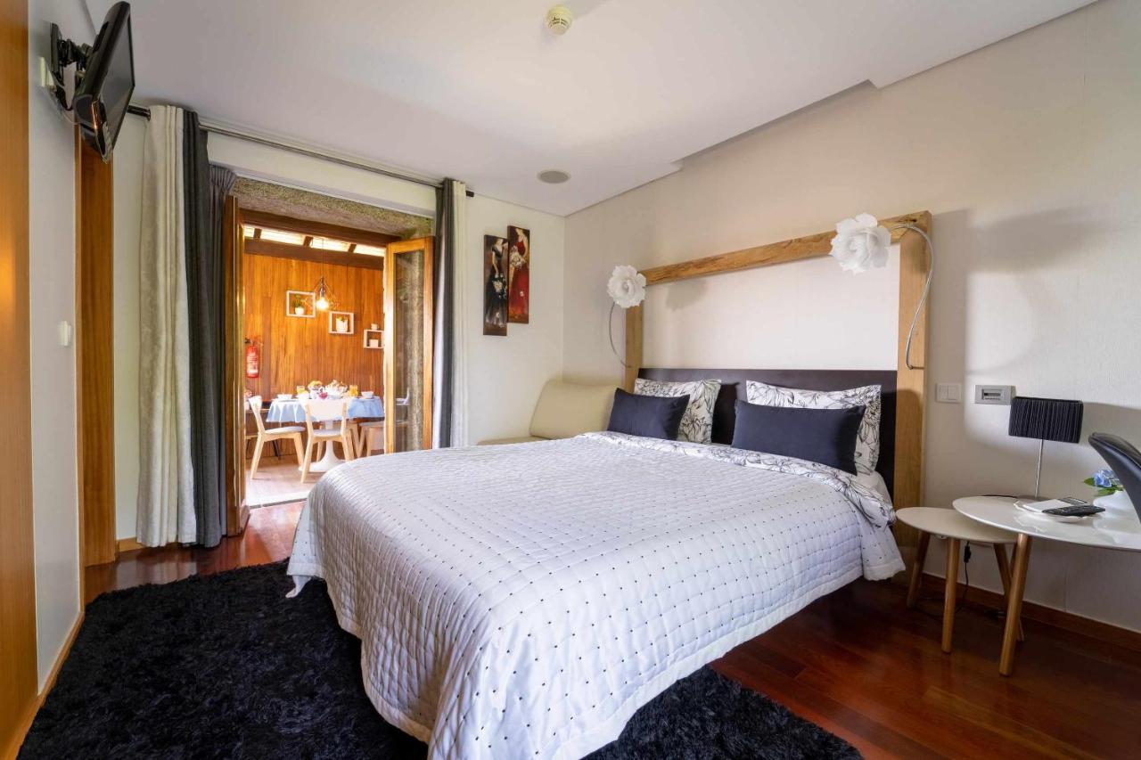 Casas Casal Do Carvalhal - Agroturismo อามาเรส ภายนอก รูปภาพ