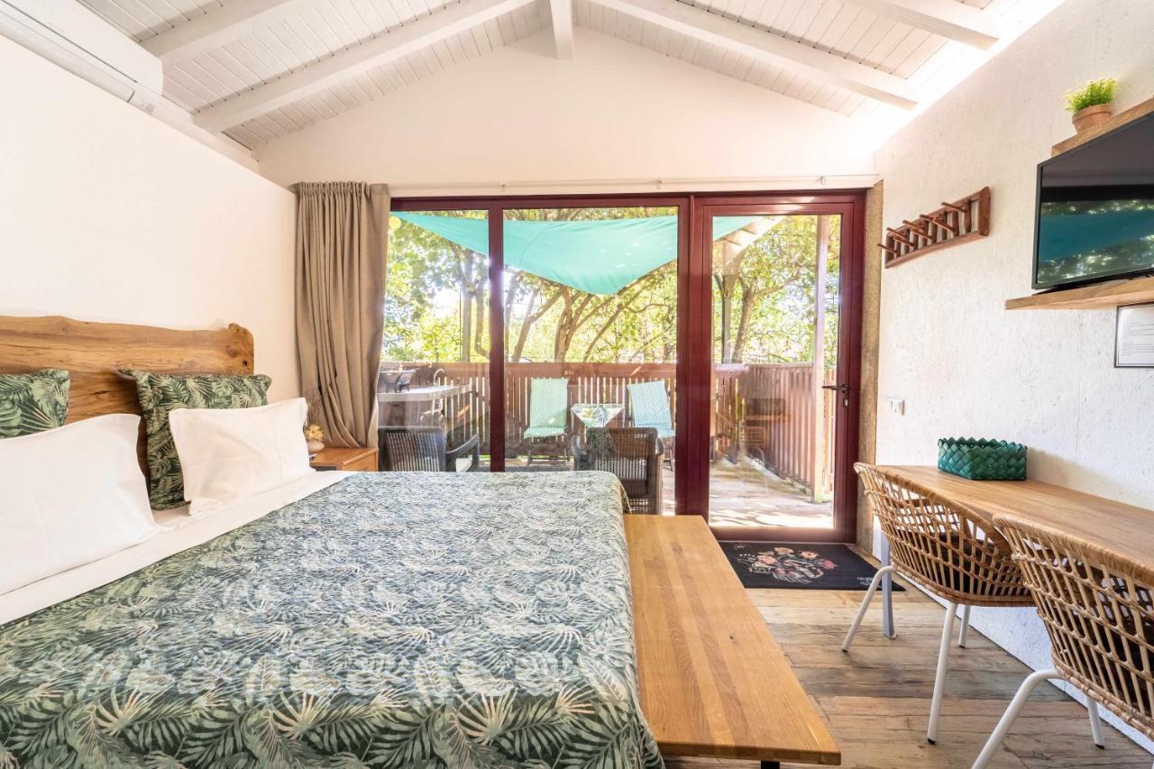 Casas Casal Do Carvalhal - Agroturismo อามาเรส ภายนอก รูปภาพ