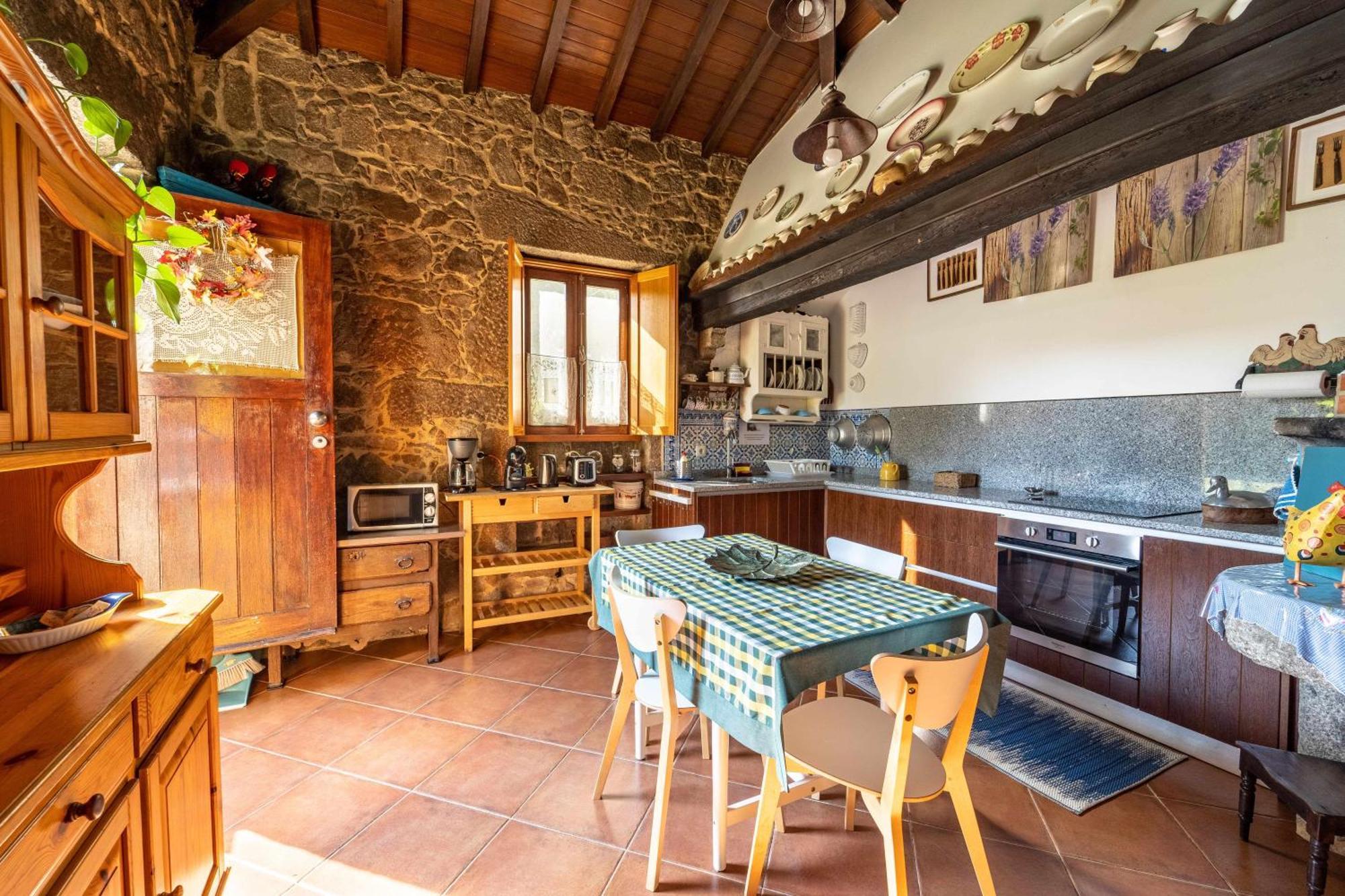 Casas Casal Do Carvalhal - Agroturismo อามาเรส ห้อง รูปภาพ