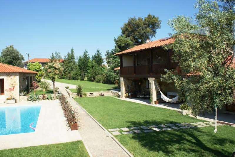 Casas Casal Do Carvalhal - Agroturismo อามาเรส ภายนอก รูปภาพ